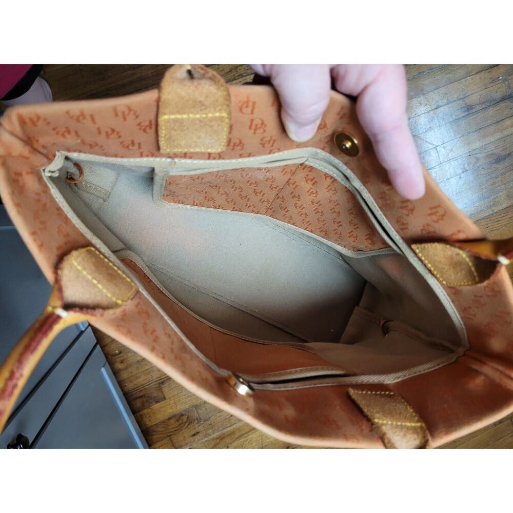 Dooney and Bourke Large Purse Orange Signature DB Canvas Leather Vintage Brown - Picture 5 of 16